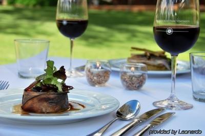 Jacobs Creek Retreat - Barossa Valley Country house